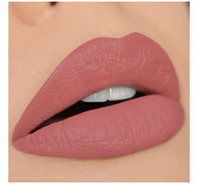 Load image into Gallery viewer, Hydrating Liquid Lip Creme