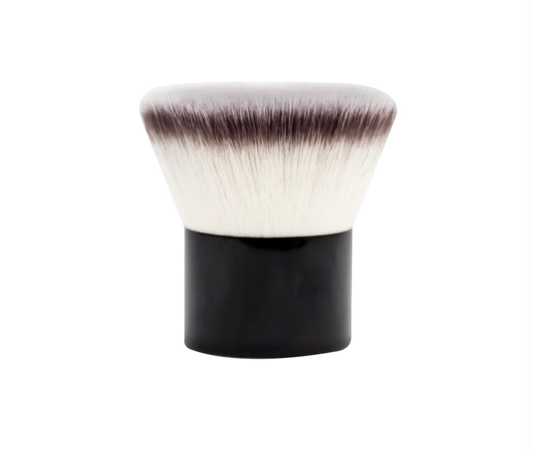 Deluxe Flat Top Kabuki Brush
